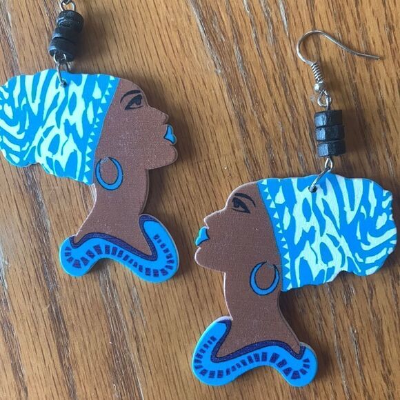 Pierced Earrings Exaggerated Fishhook Wood Lightweight Earrings Exotic Woman - Picture 2 of 6